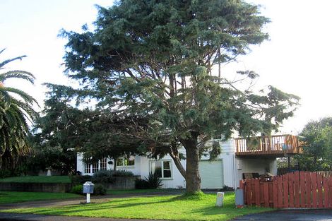 Photo of property in 5 Hollis Road, Paraparaumu Beach, Paraparaumu, 5032