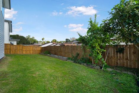 Photo of property in 133h Connell Street, Blockhouse Bay, Auckland, 0600