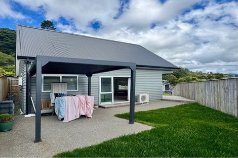 Photo of property in 3 Faris Crescent, Wainuiomata, Lower Hutt, 5014