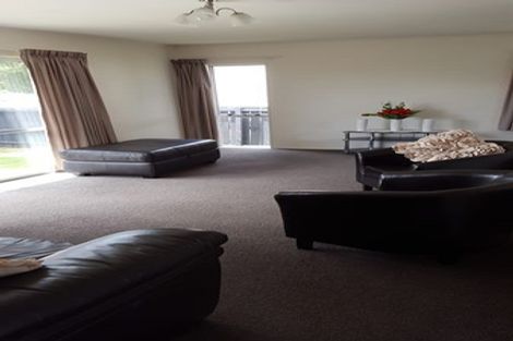 Photo of property in 20b Kentucky Crescent, Nawton, Hamilton, 3200