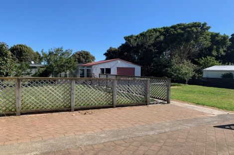 Photo of property in 74 Terou Street, Manaia, 4612