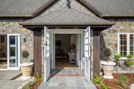 Photo of property in 17 Quiet Woman Way, Monaco, Nelson, 7011