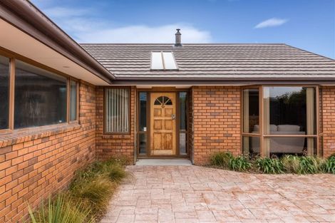 Photo of property in 144 Inwoods Close, Parklands, Christchurch, 8083
