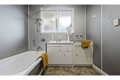 Photo of property in 2/483 Gloucester Street, Linwood, Christchurch, 8011