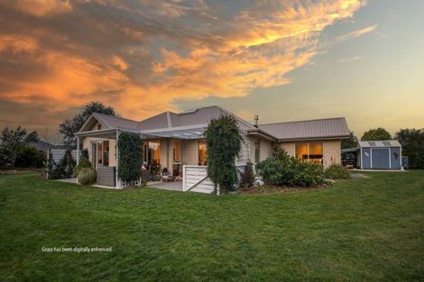 Photo of property in 14 Riverside Way, Amberley, 7410