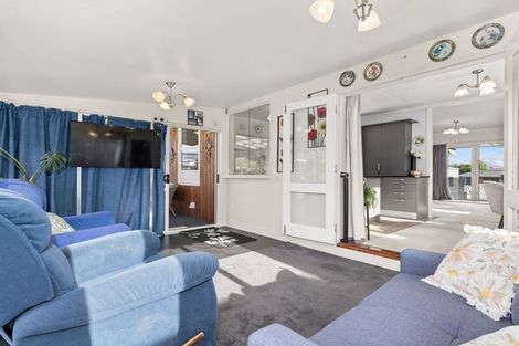 Photo of property in 27 Macarthur Street, Levin, 5510