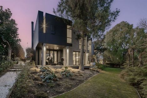 Photo of property in 100 Glandovey Road, Fendalton, Christchurch, 8052