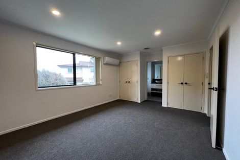 Photo of property in 45 Condor Place, Unsworth Heights, Auckland, 0632