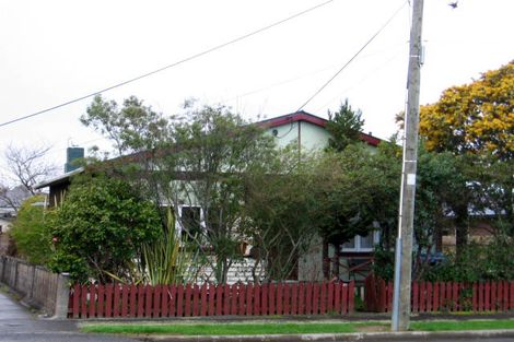 Photo of property in 28 Cambridge Terrace, Masterton, 5810