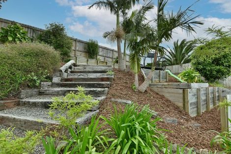 Photo of property in 6 Maori Hut Road, Red Beach, 0932