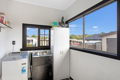 Photo of property in 15 Irving Street, Gore, 9710