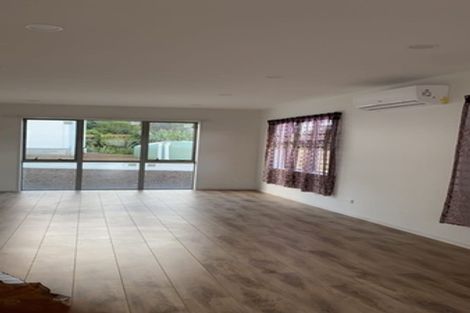 Photo of property in 4 Han Court, Glen Eden, Auckland, 0602