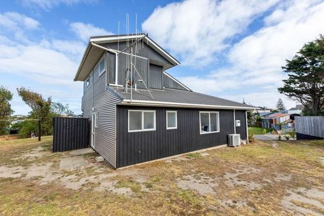 Photo of property in 16a Karaka Street, Otaki Beach, Otaki, 5512