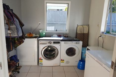 Photo of property in 3a Allan Street, Dannevirke, 4930