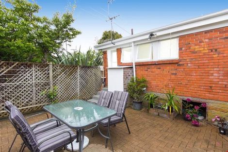Photo of property in 2/220a Church Street, Onehunga, Auckland, 1061