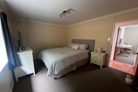 Photo of property in 11 Rangiora Avenue, Roslyn, Palmerston North, 4414