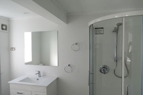 Photo of property in 46 Carrington Street, Lower Vogeltown, New Plymouth, 4310