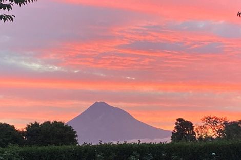 Photo of property in 195 Dudley Road Upper, Inglewood, 4386