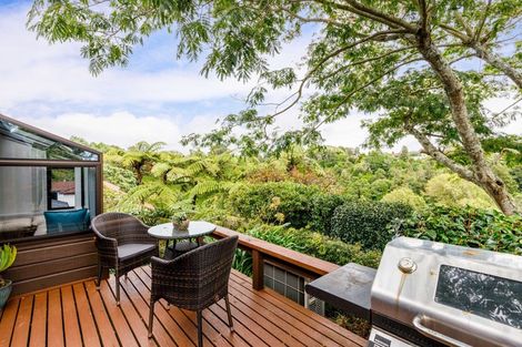 Photo of property in 20 Sequoia Grove, Merrilands, New Plymouth, 4312