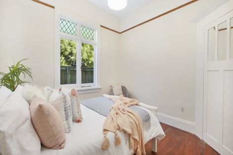 Photo of property in 35 Woodville Street, Edgeware, Christchurch, 8013