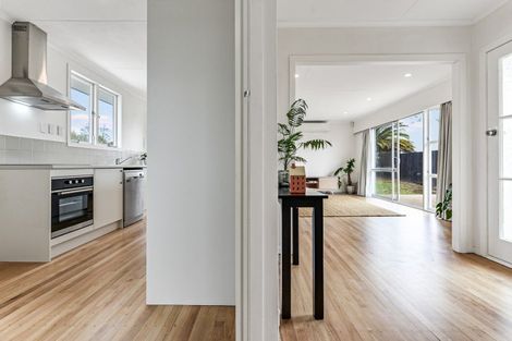 Photo of property in 136b Great South Road, Drury, 2113