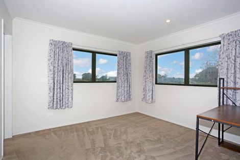 Photo of property in 112a Longford Park Drive, Takanini, 2112