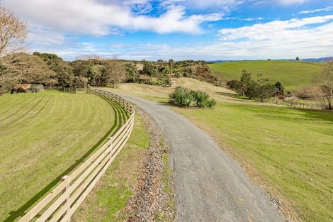 Photo of property in 175 Mcgregor Road, Clevedon, Papakura, 2582