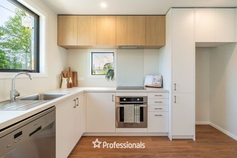 Photo of property in 137 Cambridge Terrace, Fairfield, Lower Hutt, 5011