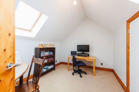 Photo of property in 8a Camden Street, Feilding, 4702