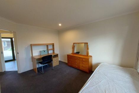 Photo of property in 33 Clemow Road, Fitzroy, New Plymouth, 4312