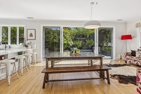 Photo of property in 8 Plymouth Street, Karori, Wellington, 6012