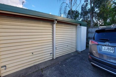 Photo of property in 4/96 Titirangi Road, New Lynn, Auckland, 0600