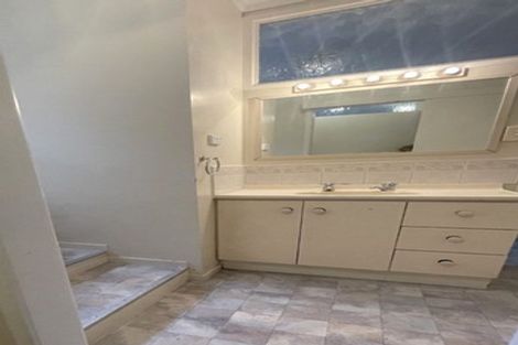 Photo of property in 35 Kirby Street, Glendene, Auckland, 0602