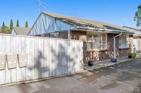 Photo of property in 43a Ludlam Crescent, Woburn, Lower Hutt, 5010