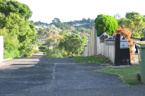 Photo of property in 88 Lantana Road, Green Bay, Auckland, 0604