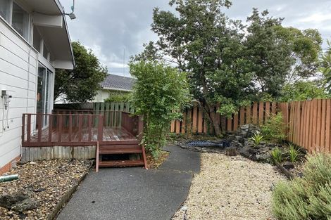 Photo of property in 3 Pixie Place, Pakuranga Heights, Auckland, 2010