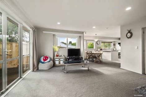 Photo of property in 2/36 Nile Road, Milford, Auckland, 0620