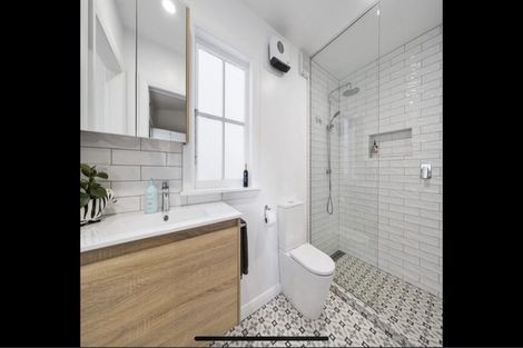 Photo of property in 80 Cuba Street, Petone, Lower Hutt, 5012