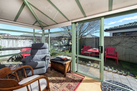 Photo of property in 2/89 Harvey Street, Waipahihi, Taupo, 3330