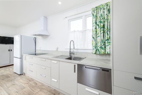 Photo of property in 15 Edward Street, Waimate, 7924