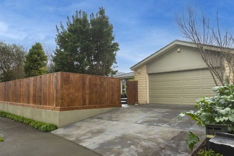 Photo of property in 12 Fuchsia Place, Halswell, Christchurch, 8025