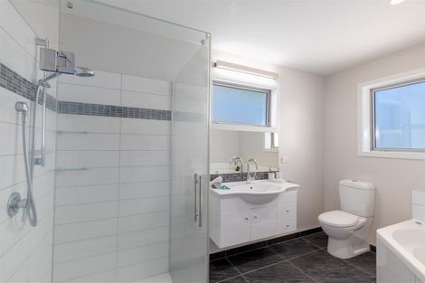 Photo of property in 15 Timberlands Terrace, Parklands, Christchurch, 8083