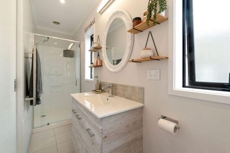 Photo of property in 4 Tuatua Road, Hobsonville, Auckland, 0616