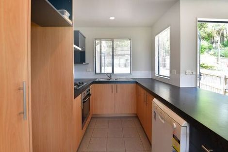 Photo of property in 16 Carento Way, Stanmore Bay, Whangaparaoa, 0932