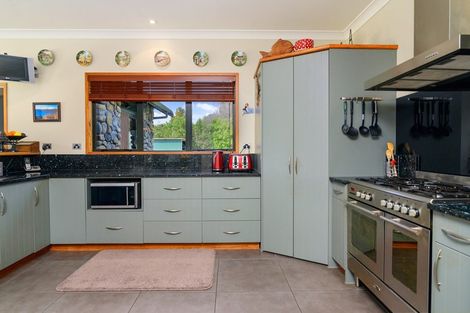 Photo of property in 297 Spencer Road, Lake Tarawera, Rotorua, 3076