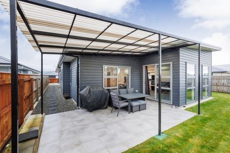 Photo of property in 12 Ivy Lane, Kelvin Grove, Palmerston North, 4414