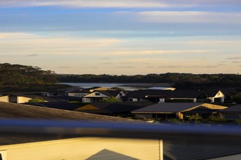 Photo of property in 2 Tauwaka Crescent, Riverhead, 0820