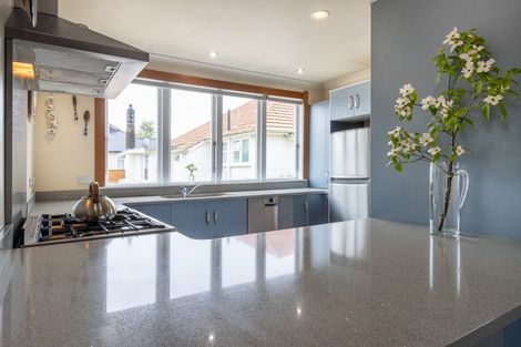 Photo of property in 16 Robinson Street, Cambridge, 3434