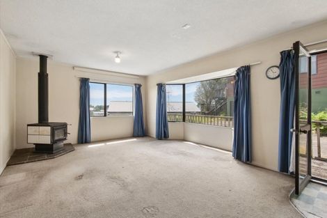 Photo of property in 14 Pelorus Street, Welcome Bay, Tauranga, 3112