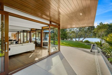 Photo of property in 20 Oscar Road, Greenhithe, Auckland, 0632